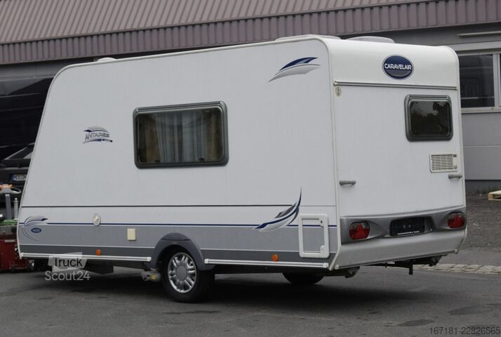 Каравана CARAVELAIR Antarex Luxe 400 mit Mover und Sackmarkise