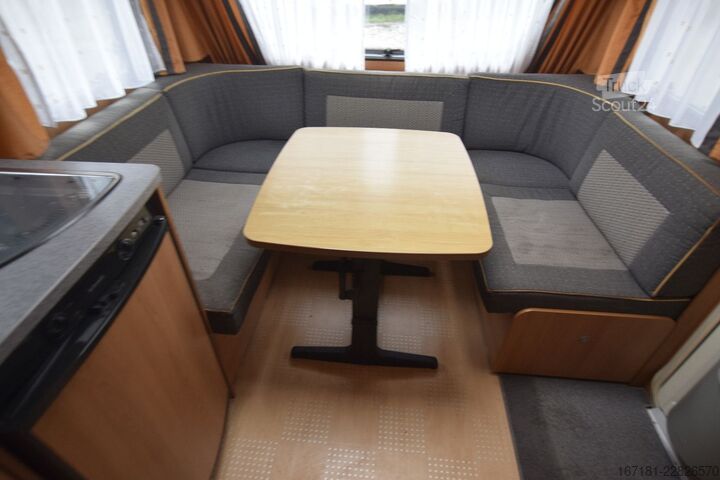 Karavan DETHLEFFS Camper Lifestyle 450 mit Mover