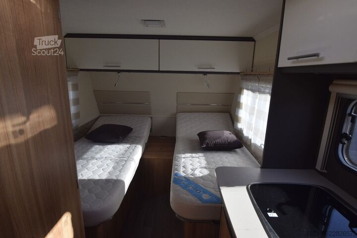 Каравана STERCKEMAN Starlet Comfort 450 LJ mit Mover und Markise