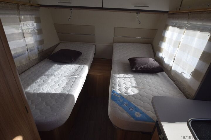 Каравана STERCKEMAN Starlet Comfort 450 LJ mit Mover und Markise