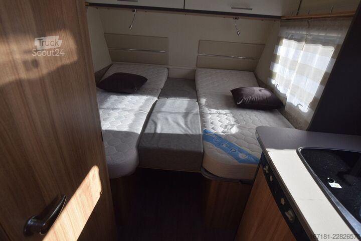 Каравана STERCKEMAN Starlet Comfort 450 LJ mit Mover und Markise