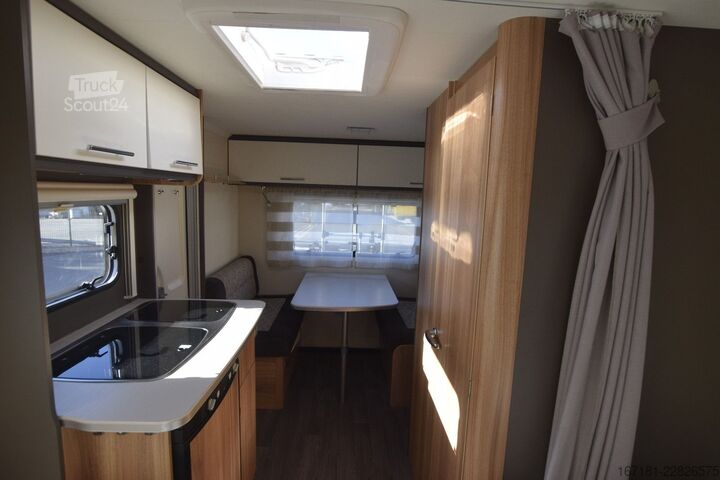 Каравана STERCKEMAN Starlet Comfort 450 LJ mit Mover und Markise