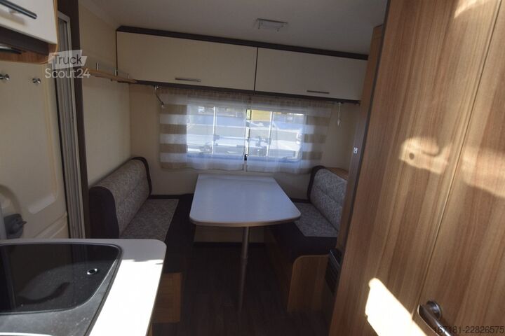 Каравана STERCKEMAN Starlet Comfort 450 LJ mit Mover und Markise
