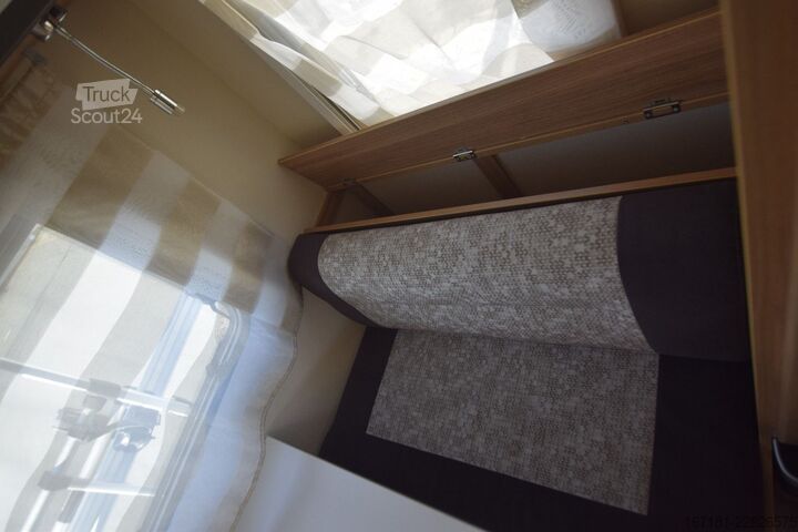 Каравана STERCKEMAN Starlet Comfort 450 LJ mit Mover und Markise