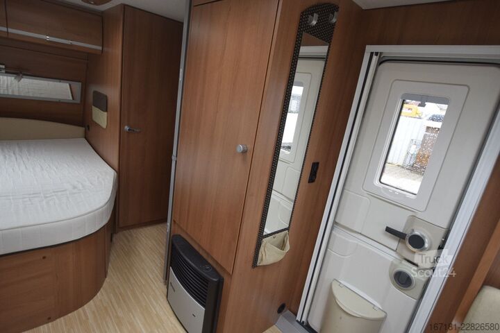 Caravana LMC Musica 470 D mit Mover und Markise