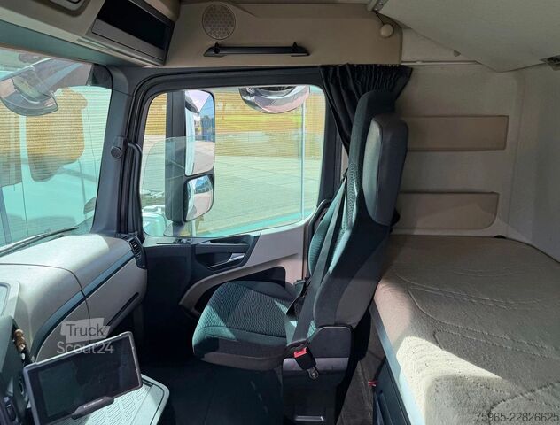 Cap tractor standard MERCEDES-BENZ Actros 1942 EURO 6 ONLY 431.000 KM 2x TANKS HOLL