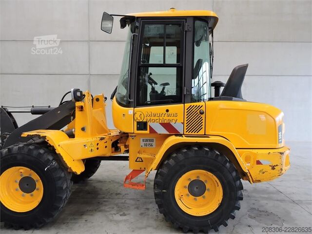 Колісний навантажувач VOLVO L30G + Fork