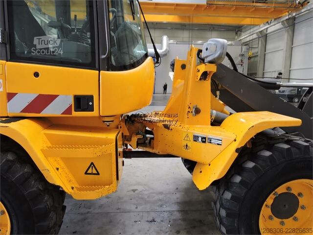 Колісний навантажувач VOLVO L30G + Fork