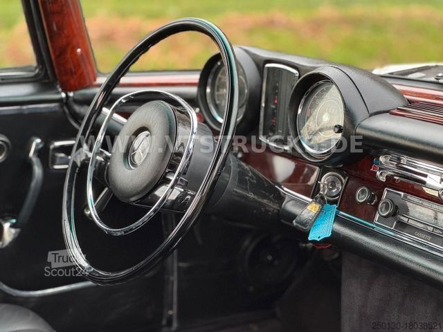 Bestelwagen MERCEDES-BENZ 280 SE/9 3.5 W11 Cabriolet Bj.1970