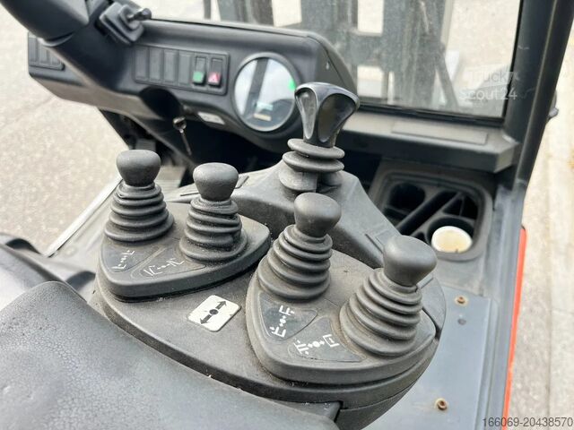 Stivuitor Linde E30-02