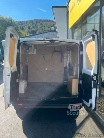 Duba panelată RENAULT Trafic Kastenwagen Komfort L1H1 2.0l dci 120 PS