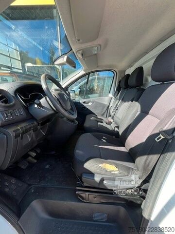 Duba panelată RENAULT Trafic Kastenwagen Komfort L1H1 2.0l dci 120 PS