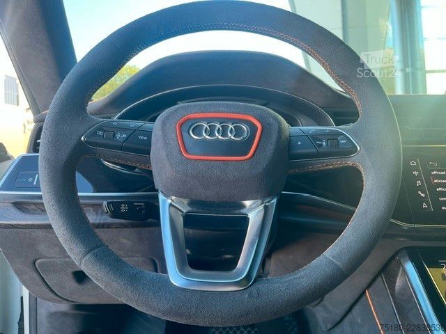 Pikap AUDI Q8 55 TFSI quattro PKW SUV Pano 3.0l V6 RS-Paket