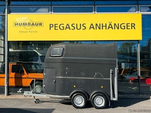 At taşıma römorku BÖCKMANN Master 2-Pferdeanhänger Aluboden 2,4t
