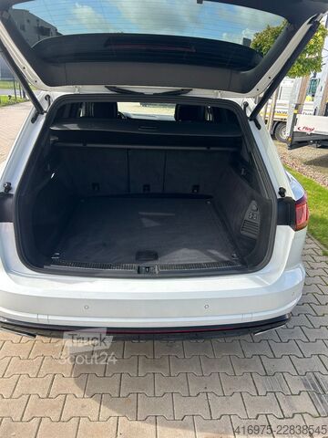 Pikap VW Touareg R-Line 4Motion