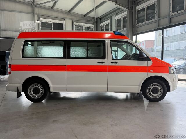 Feuerwehrfahrzeug VW T5 Transporter 2.0L DSG*KTW*RTW*Krankentransport
