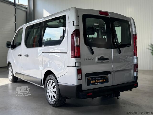 Minibusz RENAULT Trafic Combi L1H1 Expression*9-SITZER*KLIMA*AHK