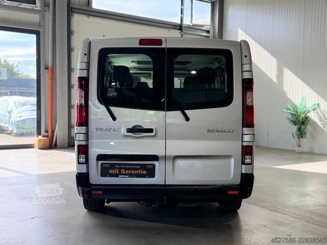 Minibusz RENAULT Trafic Combi L1H1 Expression*9-SITZER*KLIMA*AHK
