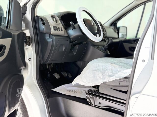 Minibusz RENAULT Trafic Combi L1H1 Expression*9-SITZER*KLIMA*AHK