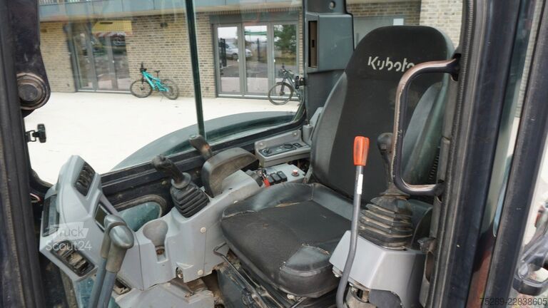 Minigraafmachine KUBOTA KX057-4 KX57 Minibagger Monoausleger Schwenklöff