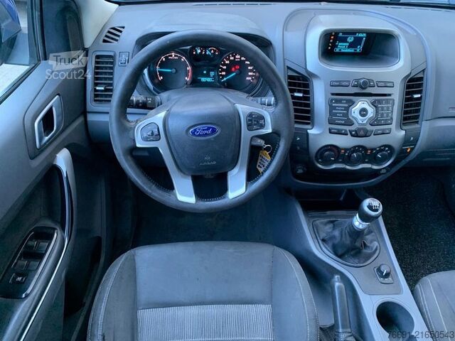 Pick-up kombi Ford Ranger  5 posti 4WD - XLT