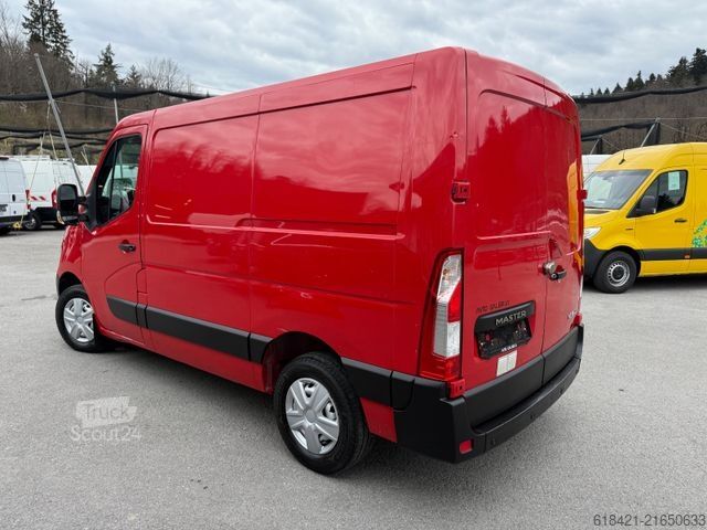 Panelinis furgonas RENAULT MASTER L1H1 2.3 dci 35T NETO EXPORT