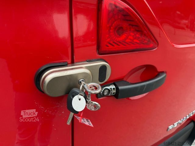 Panelinis furgonas RENAULT MASTER L1H1 2.3 dci 35T NETO EXPORT