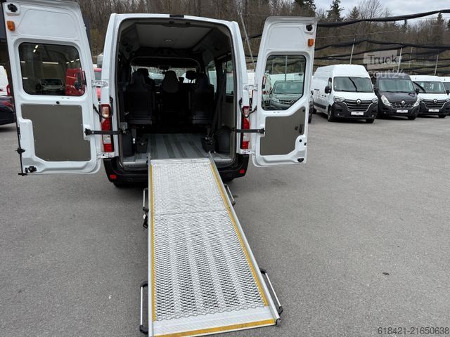 Kleinbus RENAULT MASTER 9 PLACES+PASSIVFAHRER+HANDICAPE