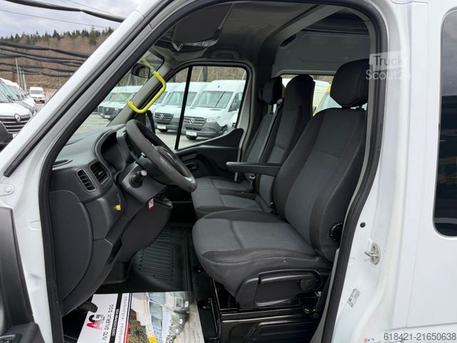 Kleinbus RENAULT MASTER 9  PLACES+PASSIVFAHRER+HANDICAPE