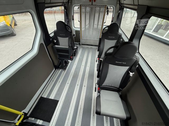Kleinbus RENAULT MASTER 9 PLACES+PASSIVFAHRER+HANDICAPE