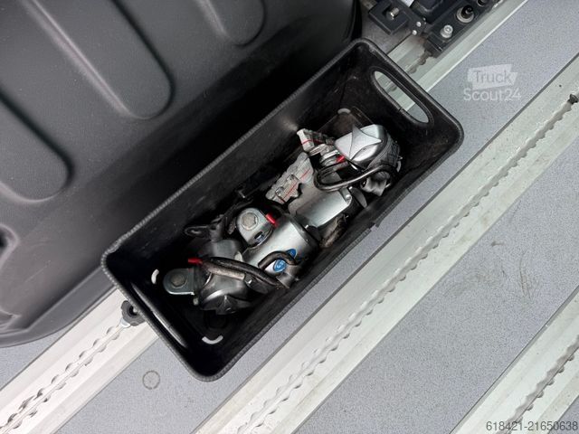 Kleinbus RENAULT MASTER 9 PLACES+PASSIVFAHRER+HANDICAPE