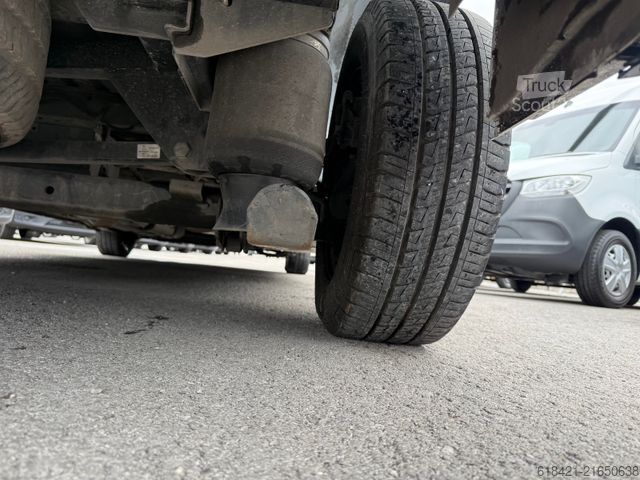 Kleinbus RENAULT MASTER 9 PLACES+PASSIVFAHRER+HANDICAPE