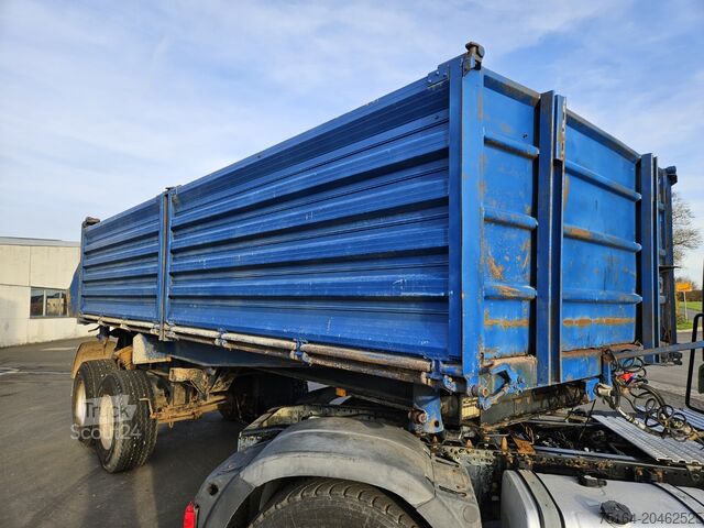 Třístranný sklápěcí přívěs Kögel SKM 18