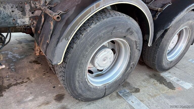 3-zijdenkipper Iveco Eurotrakker 260 E 34 (POMPE MANUELLE / MANUAL P...