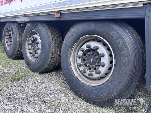 Hűtő félpótkocsi Schmitz Cargobull Reefer Standard