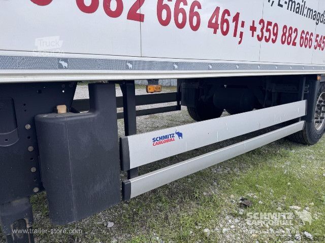 Hűtő félpótkocsi Schmitz Cargobull Reefer Standard
