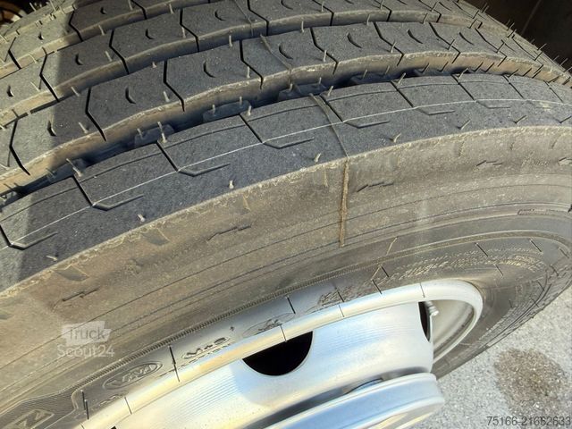 Furgone chiuso MERCEDES-BENZ ATEGO 818 L Koffer 6,10 m LBW 1 to.*AHK*EURO 6 E