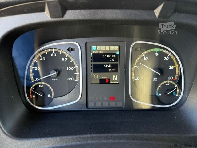 Furgone chiuso MERCEDES-BENZ ATEGO 818 L Koffer 6,10 m LBW 1 to.*AHK*EURO 6 E