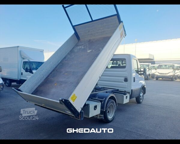 Minibus IVECO DAILY 35C14 2.3 CASSONE RIBALTABILE