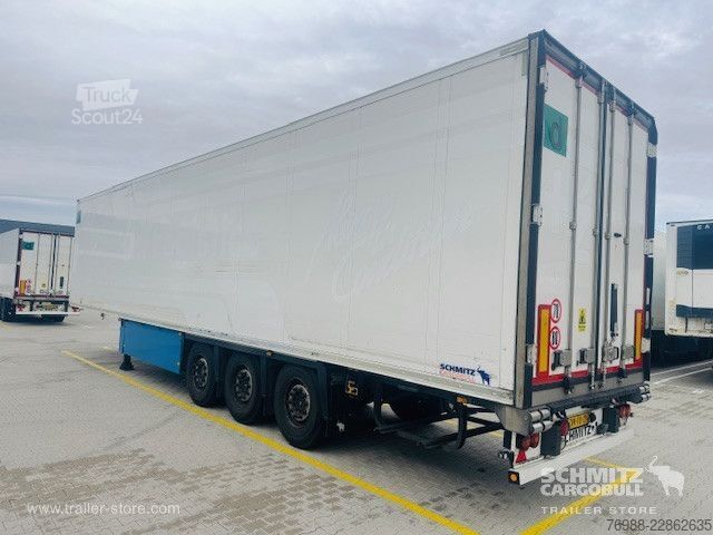 Kylmäkuljetuspuoliperävaunu Schmitz Cargobull Tiefkühler Standard