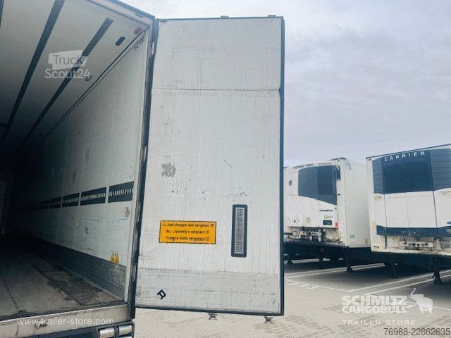 Kylmäkuljetuspuoliperävaunu Schmitz Cargobull Tiefkühler Standard