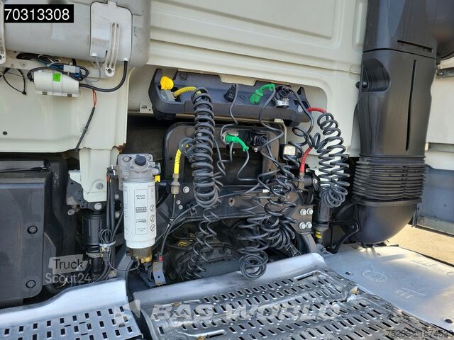 Volumetrekker DAF XF 480 4X2 Camshaft problem! SC Mega 2xTanks