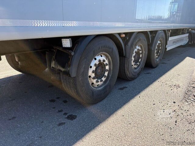 Hareketli zemin Kraker CF200 CF 200 92m3 10MM Cargo Floor Alcoa APK/TU...