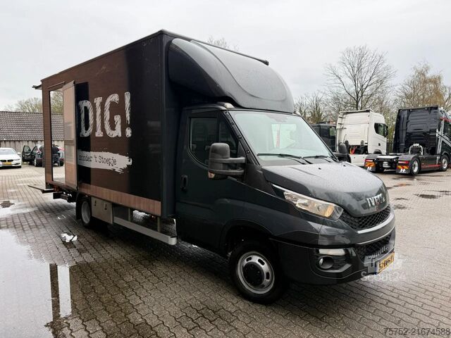 Bestelwagen dubbele cabine Iveco Daily 50C17 LBW Aanhangerkoppeling 6500 KG! Airco