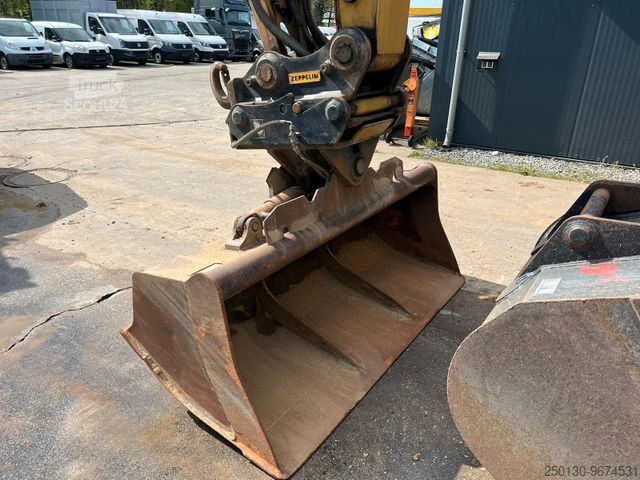 Vikšrinis ekskavatorius CATERPILLAR 320 mit Tieflöffel & Schwenklöffel,Klimaanlage