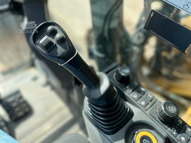 Vikšrinis ekskavatorius CATERPILLAR 320 mit Tieflöffel & Schwenklöffel,Klimaanlage