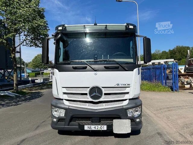 Standaard-SZM Mercedes-Benz Actros 1843 + Dinkel DTSAV 28000KG Dieplader
