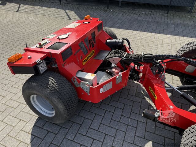 Chariot élévateur embarqué sur camion Palfinger BM 214