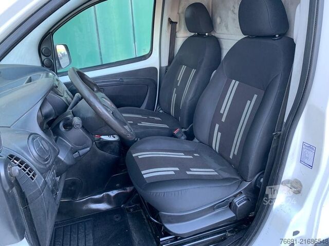Fourgon compact FIAT Fiorino Van 1.3 Mjet 75cv