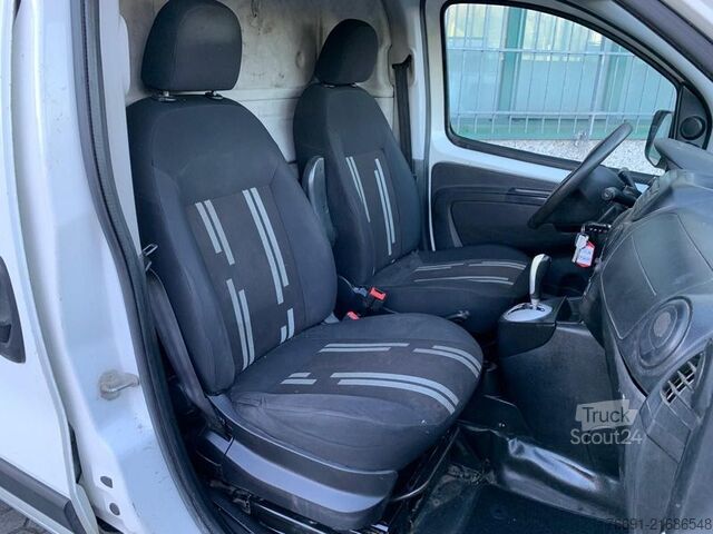 Fourgon compact FIAT Fiorino Van 1.3 Mjet 75cv